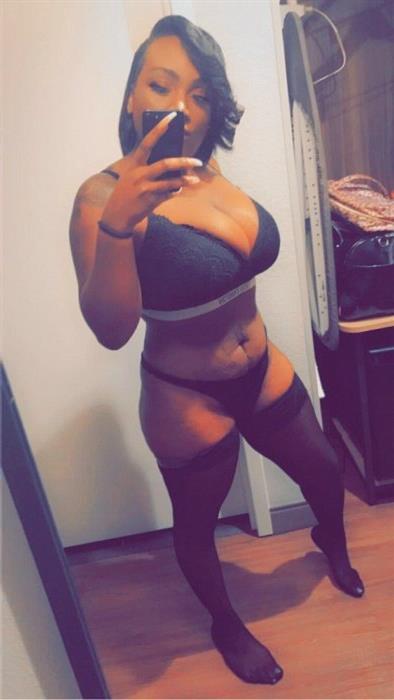 Büyük memeler escort Soltani Erzurum Eskort Bayan