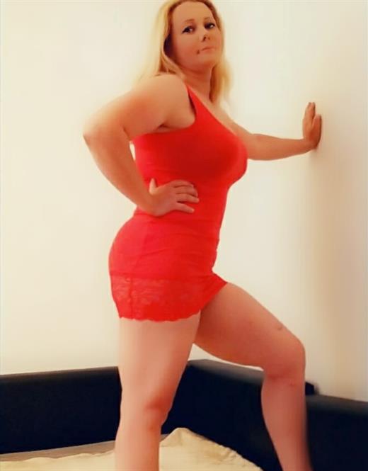 Büyük memeli escort Merghany