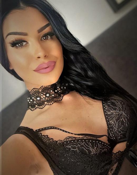 Muhteşem escort Minavvar Erzurum Eskort Bayan