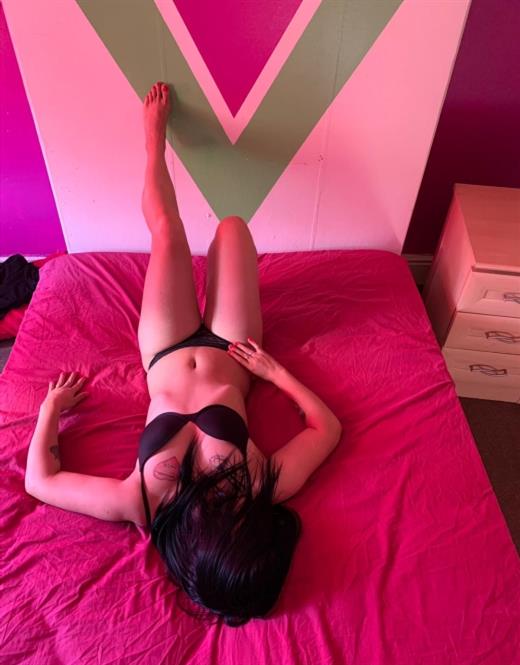 Düzgün vücutlu escort Musid