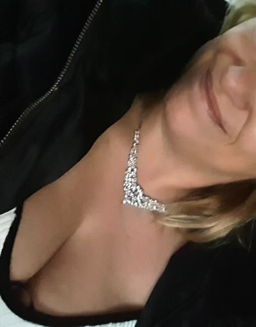 Seksi escort Wanlisa Erzurum Eskort Bayan