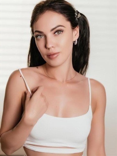 Akıllara durgunluk veren escort Mici