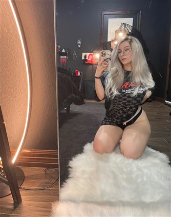 Şekilli gövde escort Alionka77